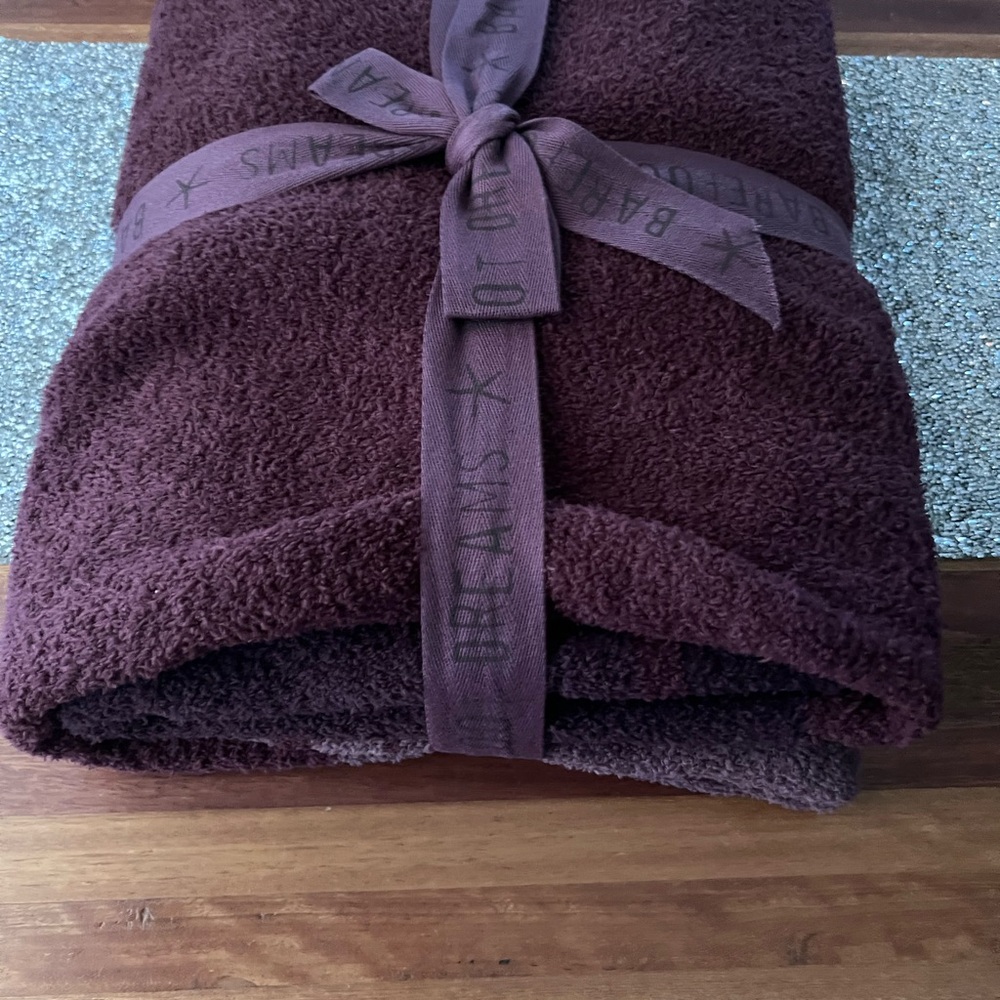 Plush Barefoot Dreams Striped Throw w/Ribbed Trim